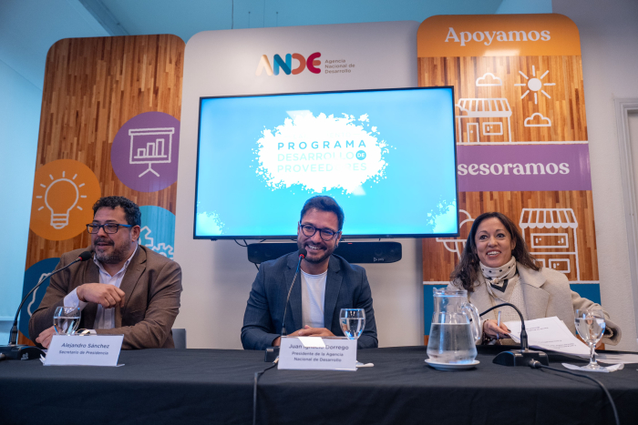 Alejandro Sánchez, Juan Ignacio Dorrego y Fernanda Cardona