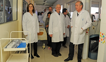 Jorge Basso recorre el Hospital de Tacuarembó