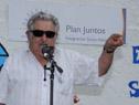 El Presidente Mujica inauguró viviendas del Plan Juntos