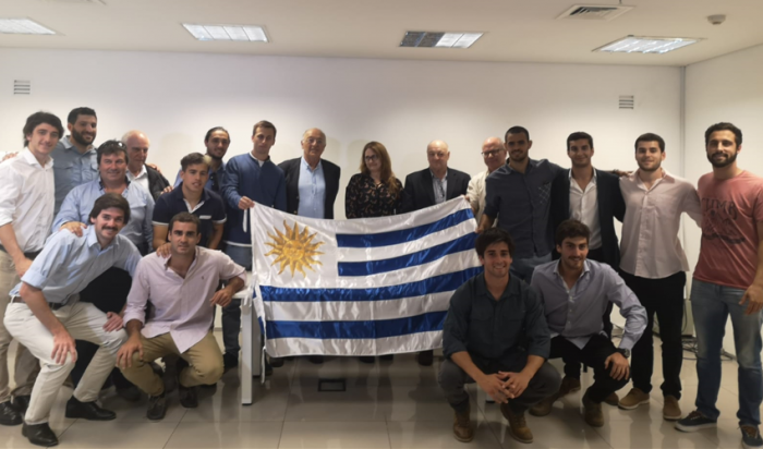 Futbolistas universitarios que representarán a Uruguay en torneo internacional