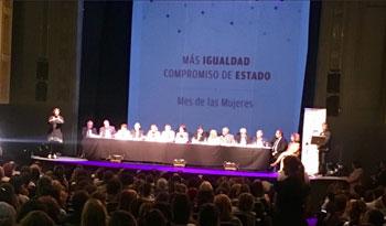 Carolina Cosse expone en el Consejo Nacional de Género