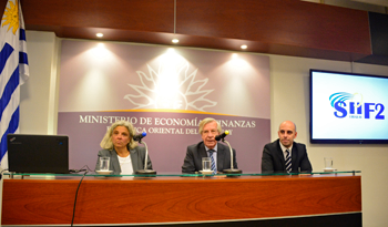 Autoridades en el lanzamiento del Premio Nacional de Información y Administración Financiera