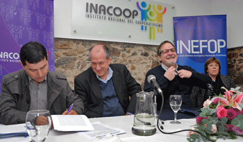 Firma de convenio entre Inefop e Inacoop