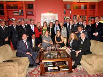 Almagro junto a los 19 embajadores uruguayos en Europa