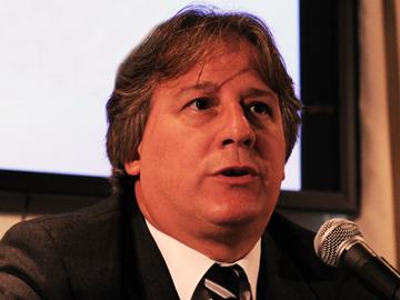 Fernando Lorenzo, ministro de Economía
