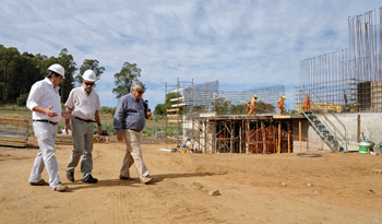 Autoridades de OSE en visita a Aceguá