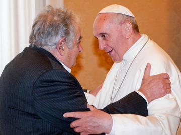 Presidente de la República, José Mujica y Papa Francisco en el Vaticano Presidente de la República, José Mujica y Papa Francisco en el Vaticano