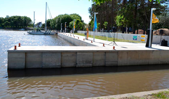 Puerto deportivo de Carmelo, Colonia