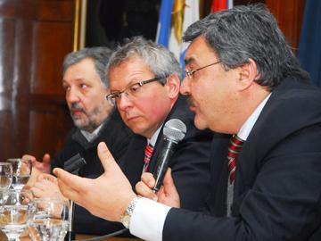 Mesa de autoridades