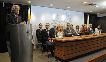 Presidente Tabaré Vázquez presenta proyecto de ley sobre consumo de alcohol