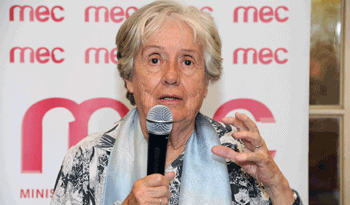 Poeta Circe Maia, gran premio nacional a la labor intelectual 2012-2015