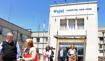 Autoridades de Salud visitan Hospital de San José