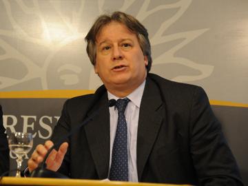 Ministro de Economía y Finanzas, Fernando Lorenzo