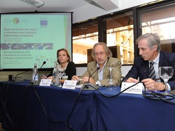 Sandrine Sleiman, Julio Calzada, Alejandro Montalbán en apertura de la reunión