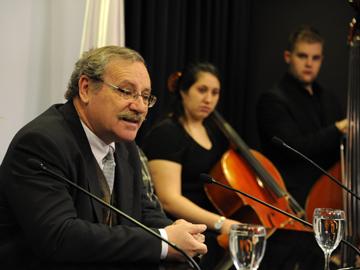 Ministro de Educación y Cultura, Ricardo Ehrlich