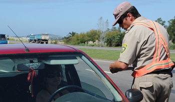 Inspector de Policía Caminera en control preventivo