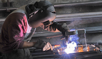 Trabajador del área metalúrgica Trabajador del área metalúrgica