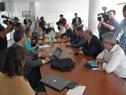 Apoyo a los trabajadores de la salud, mesas específicas, teletrabajo y canasta básica de productos sanitarios