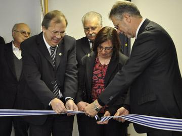 Autoridades en la inauguración de obras