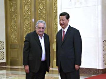 Presidente de Uruguay, José Mujica, y Presidente de China, Xi Jinping