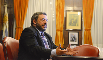 Presidente del BCU, Mario Bergara, foto de archivo