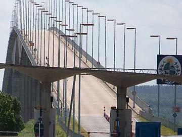 Puente de Fray Bentos