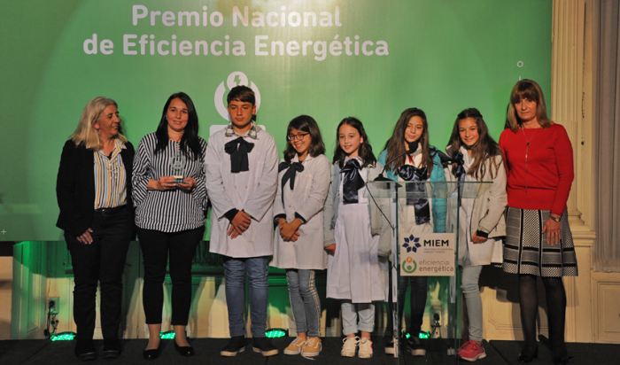 Grupo premiado por la eficiencia en el uso de energía