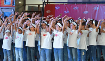 Niños en jornada de promoción de lavado de manos en Hospital Pereira Rossell