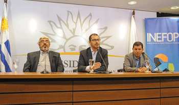 Firma del convenio.