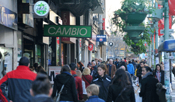 Vista de la avenida 18 de Julio, Montevideo