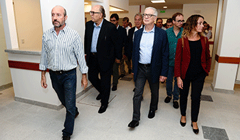 Ministro Jorge Basso en hospital de Colonia