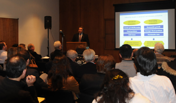 Bergara expone en la Universidad de Columbia