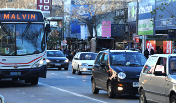 Tránsito vehicular en Montevideo