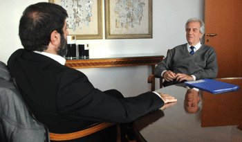 Presidente Vázquez en reunión con presidente del PIT CNT, Fernando Pereira