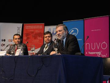 Mesa de autoridades