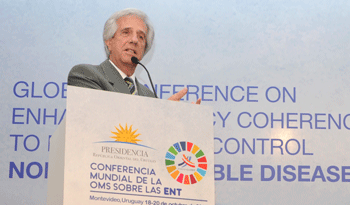 Presidente Tabaré Vázquez en cierre de congreso mundial sobre enfermedades no transmisibles en octubre en Montevideo