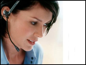 Mujer en call center