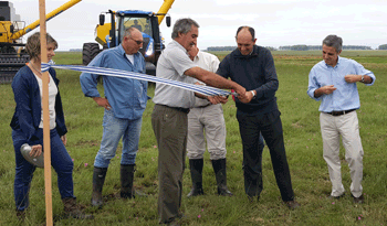 Casaravilla en inauguración de cosecha de arroz