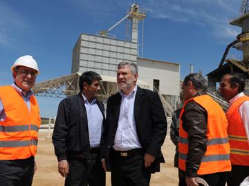 Kreimerman y Sendic en la nueva planta de ANCAP en Treinta y Tres
