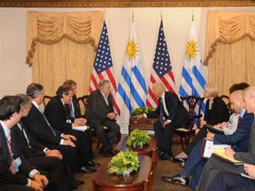 Encuentro entre el Presidente Mujica y el vicepresidente de Estados Unidos, Joe Biden y delegaciones de ambos países