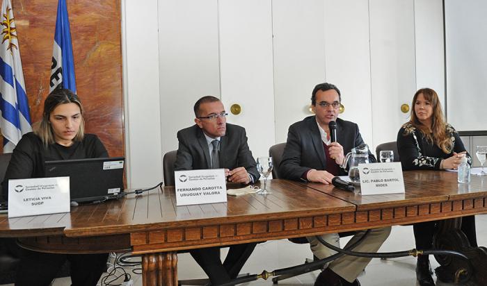 Ministro Pablo Bartol en presentación del sello Uruguay Valora