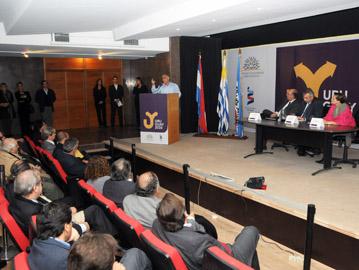Vista del salón donde se realizó el acto