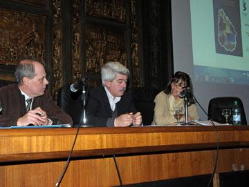 Ministro Brenta en reunión