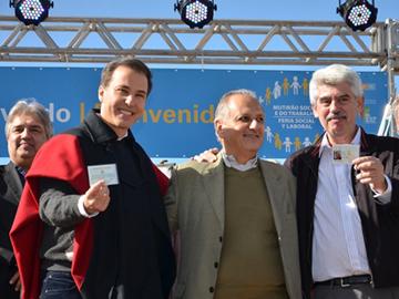 Autoridades de Uruguay y Brasil entregan Documento Especial Fronterizo