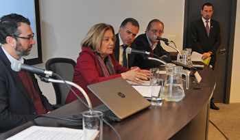 Ministra Eneida de León y autoridades nacionales y departamentales