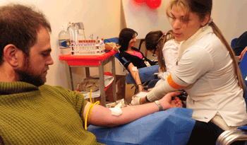 Donación de sangre en Torre Ejecutiva