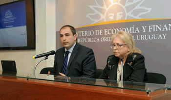 Subsecretario Pablo Ferreri y titular de Defensa al Consumidor, Ana María Sánchez