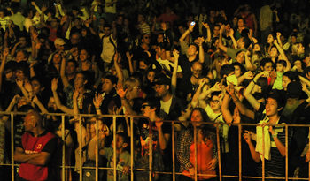 Jóvenes en festival de música