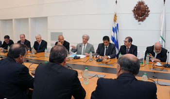 Presidente Tabaré Vázquez y vicepresidente Raú Sendic recibieron a bancadas de partidos políticos