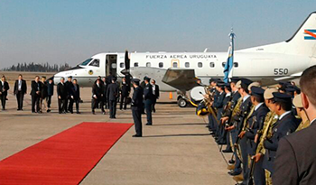 Presidente Vázquez arribó a Mendoza, Argentina
